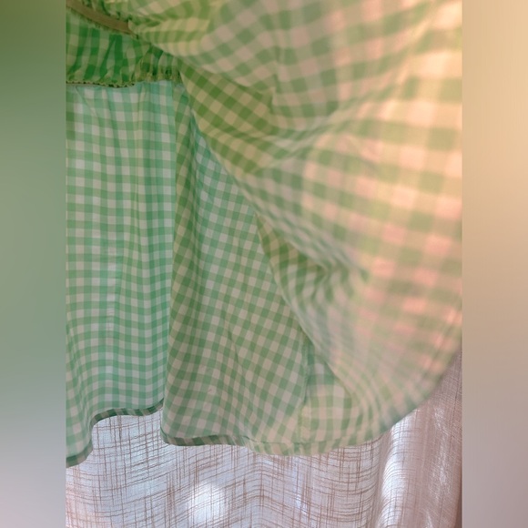 Checkered Green and White Tank Top with Bow. Stretchy material. - Picture 6 of 11